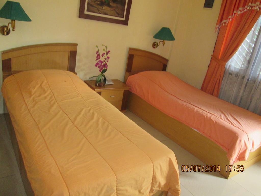Sapadia Hotel And Cottage Parapat Camera foto