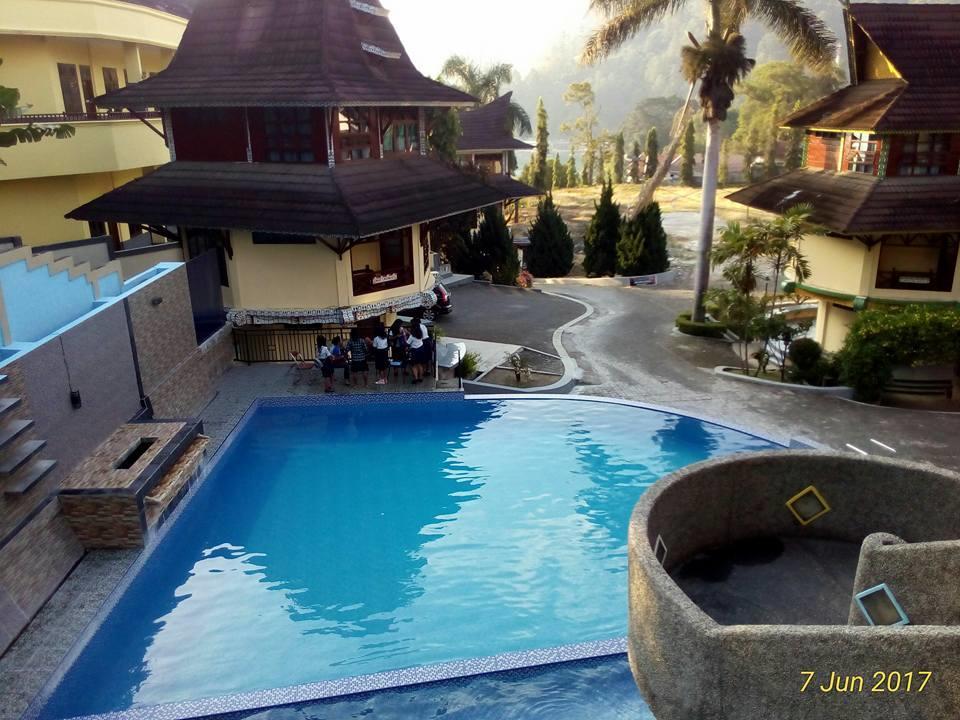 Sapadia Hotel And Cottage Parapat Esterno foto