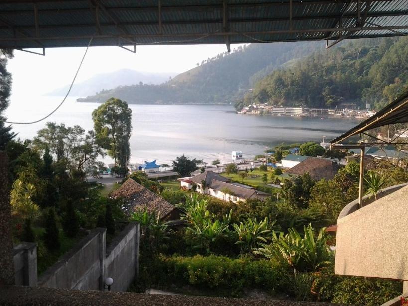 Sapadia Hotel And Cottage Parapat Esterno foto